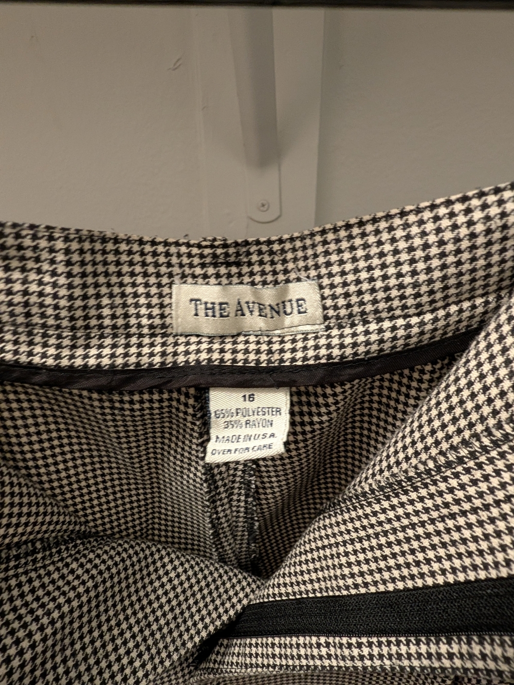 **Vintage**Avenue Houndstooth Trousers - Black & White